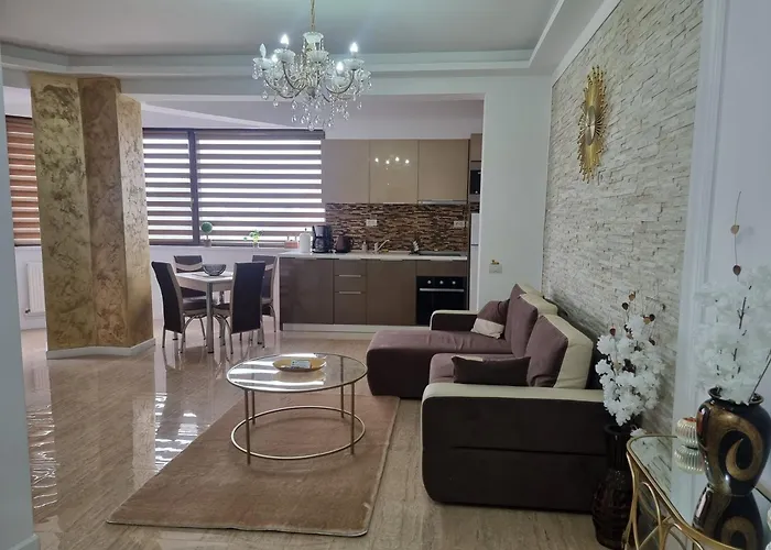 Ella Luxury Navodari