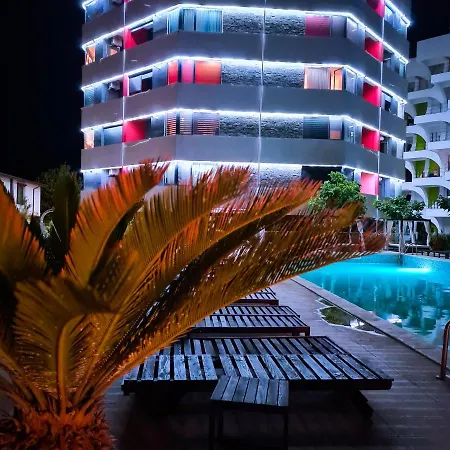 Ella Luxury Piscina&parcare Năvodari