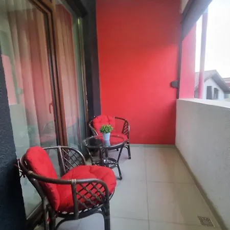 Ella Luxury Piscina&parcare Appartamento Năvodari