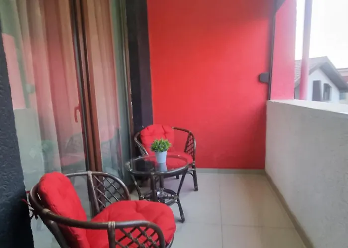 Ella Luxury アパート ナボダリ